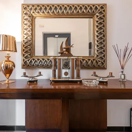 Snob Luxury 4* Cagliari