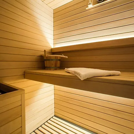 Guest house Snob Luxury 4*