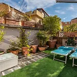 Snob Luxury 4*