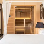 Affittacamere Snob Luxury 4*