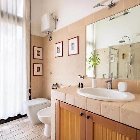 Maison d'hôtes Snob Luxury 4*