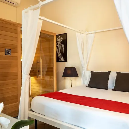 Snob Luxury 4* Cagliari