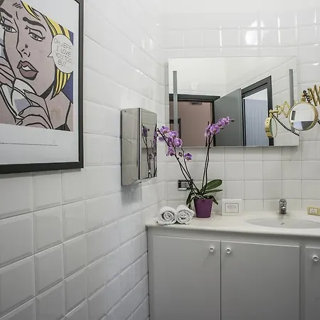 Snob Luxury 4* Cagliari